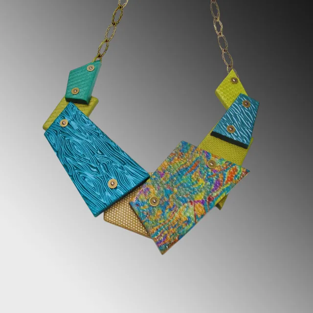 Fractured Monolith necklace FMRS3