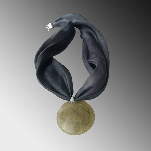 Central Presence necklace CPAF3