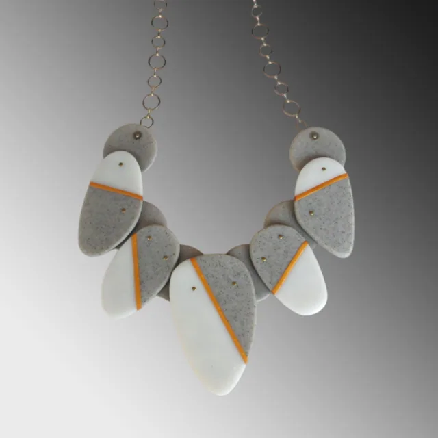 Curved Resonance necklace CRUR19