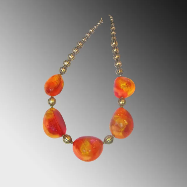Curved Resonance necklace CRUR15